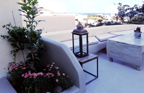 Emporio Villa | Charismatic Santorini Villa | Venetian Villa | 3 Bedrooms | Private Pool &.