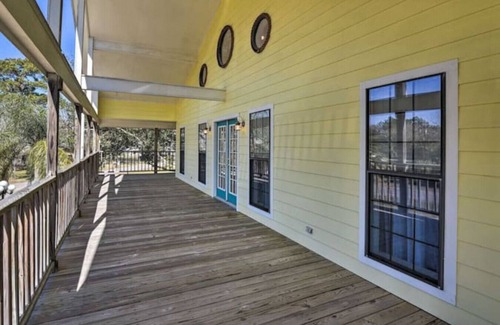 El Lago House | Charles · El Jardin! 5 min walk to beach