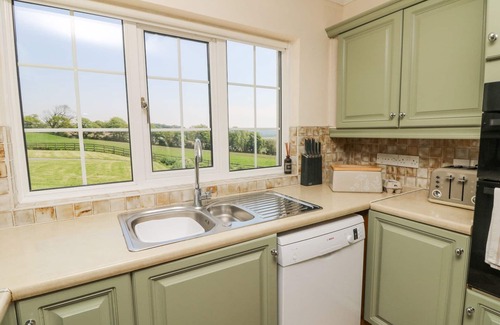 Barnstaple House | CHARLESWORTH, pet friendly, with a garden in Braunton