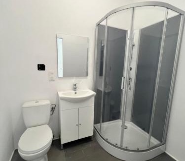 Charleroi Apartment | Charleville H centre - gare - aéroport