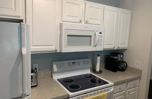 Charlevoix Condo | Charlevoix Country Club Condo - Relaxing and Peaceful