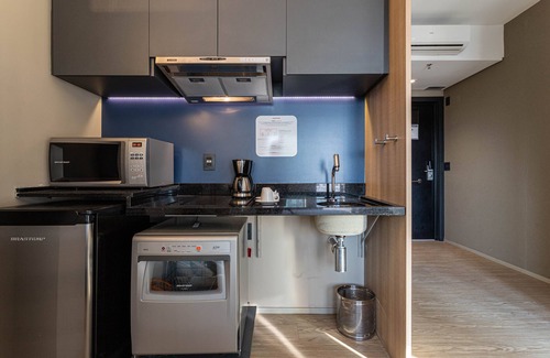 Alphaville Industrial Apartment | Charlie Alphaville