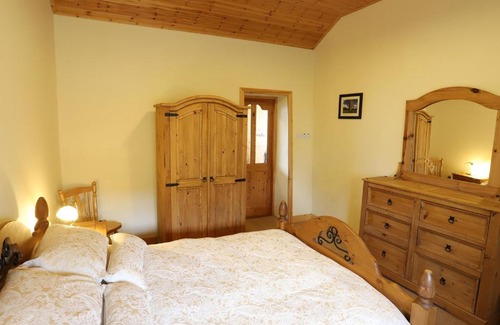 Lorrha House | Charlie's Cottage, Nenagh