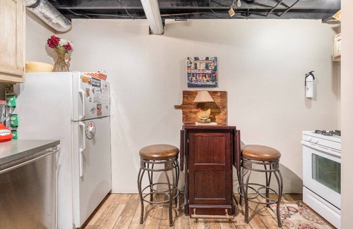 Mount Juliet House | CHARLIE’s place a guest suite in entire home/apt