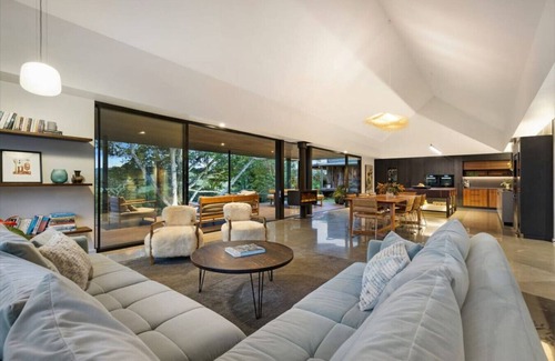 Bangalow House | Charlotte Estate | Timeless Elegance in the Byron Hinterland