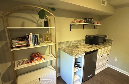 Charlotte House | Charlotte Getaway Home!