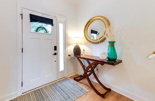 Lincoln Heights House | Charlotte Getaway with Yard - 3 Mi to Uptown!