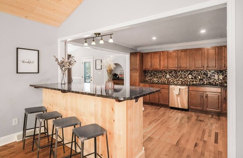 Mint Hill House | Charlotte's Urban Oasis