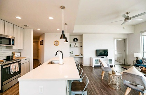 Third Ward Apartment | Charlotte Uptown Fully Furnished Apartments