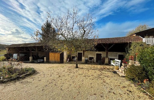 La Boissiere-d’Ans House | Charmante Maison en Pierres Apparentes Avec Piscine Privée , Jacuzzi , Wifi