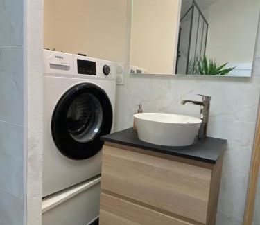Fontenay-le-Comte Apartment | Charmant appartement avec SPA