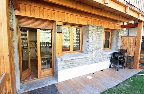 Pra Loup Apartment | Charmant appartement à Pra-Loup avec terrasse, parking, et accès facile aux pistes - FR-1-165A-65