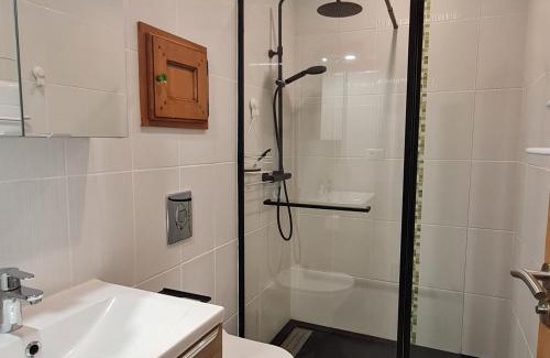 Buxieres-sous-les-Cotes House | Charmant gîte avec terrasse près du Lac de Madine, idéal pour 2 à 4 personnes - FR-1-585-90
