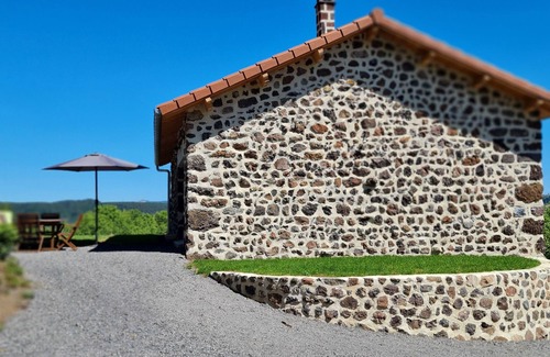 Arsac-en-Velay Cottage | Charmant Gite Neuf Avec Beau Panorama en Pleine Nature