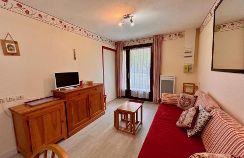 Peyragudes Apartment | Charmant logement de plain-pied avec Piscine