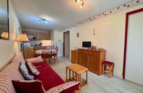 Peyragudes Apartment | Charmant logement de plain-pied avec Piscine