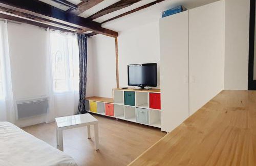 La Ferte-sous-Jouarre Apartment | Charmant studio coup de cœur Disney