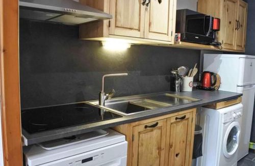 Morzine Apartment | Charmant studio cabine avec mezzanine au centre de Morzine, idéal pour 6 personnes - FR-1-524-125