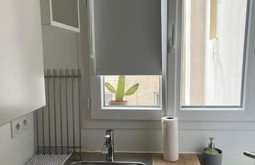 Porte-Saint-Martin Apartment | Charmant Studio Calme Propre au coeur du Canal St Martin Lancry