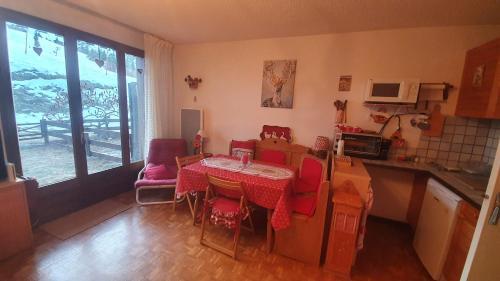 Selonnet Apartment | Charmant studio rez-de-neige Chabanon