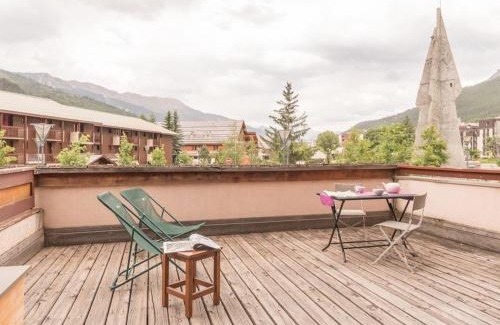 La Salle-les-Alpes Apartment | Charmant T2 avec grande terrasse, proche télécabines et commerces, parking inclus - FR-1-330F-43