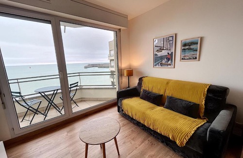 Granville Apartment | Charmant T2 en front de mer, 4 pers., ascenseur, garage, Wi-Fi - FR-1-361-383