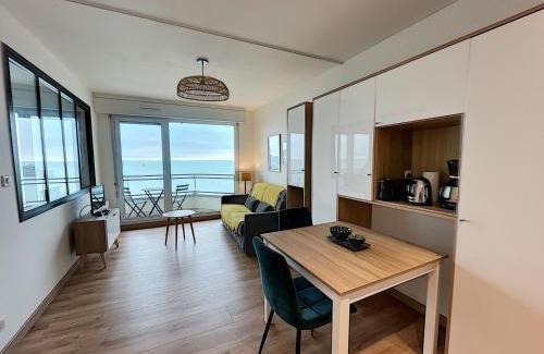 Granville Apartment | Charmant T2 en front de mer, 4 pers., ascenseur, garage, Wi-Fi - FR-1-361-383