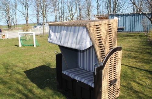 Wiek Apartment | Charmante Ferienwohnung mit Garten in Wiek