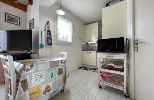 Domino House | Charmante maison 3 pièces, 2 pas plage et forêt, 4 couchages, WIFI, stationnement, ménage inclus - St Georges d'Oléron - FR-1-246A-152