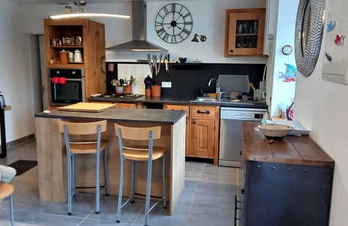 Tredrez-Locquemeau House | Charmante Propriete Jardin ET Terrasse à 1,5km de la mer