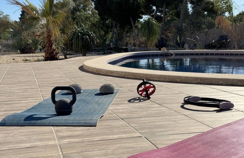 Hoya de los Patos Villa | Charmante Villa Avec Piscine en Bord de Montage et Proche de la Plage