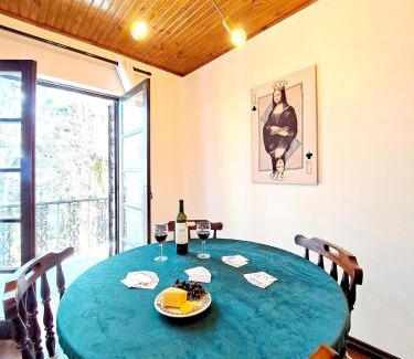 Campos do Jordao Apartment | Charme nas montanhas com lareira