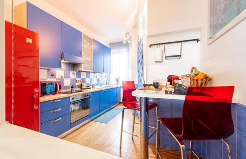 Lubiana Apartment | Charme Parmense: Elegance and History