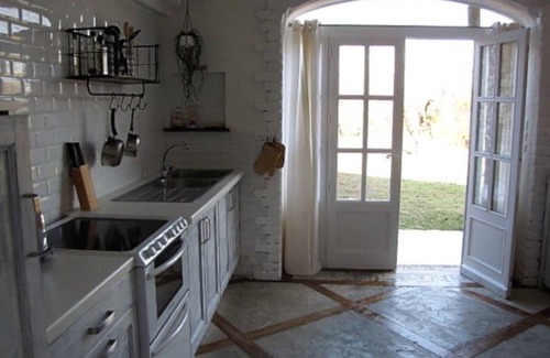 Saint-Andre-d'Olerargues Cottage | Charming Gite for up to 3 persons near Goudargues and Uzes