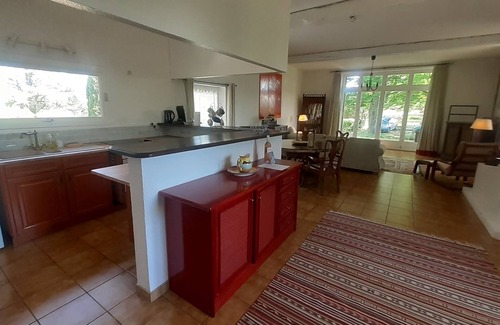 Villefranche-d'Albigeois House | Charming and comfortable holiday home with stunning pool near Albi, France