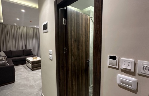 Al Swaifyeh Apartment | Charmig Amman Apartment with Modern Amenities