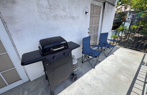 Estate Kings Quarter Apartment | Charming 1.5 bedroom apartment with WiFi, AC in historic Charlotte Amalie !