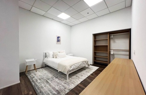 Meriden Apartment | Charming 1 BD | Metro Meriden|Pool Access|GYM