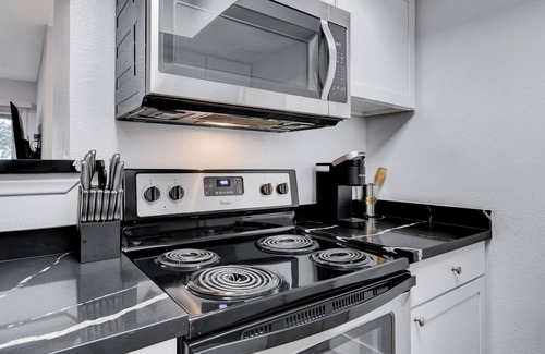 Las Vegas Condo | Charming 1-BDR condo in marvelous with AC, fitness room and first floor