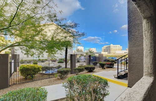 Las Vegas Condo | Charming 1-BDR condo in marvelous with AC, fitness room and first floor