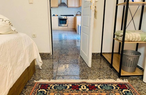 Markopoulo Mesogaias Apartment | Charming 1-Bed Apartment in Porto Rafti