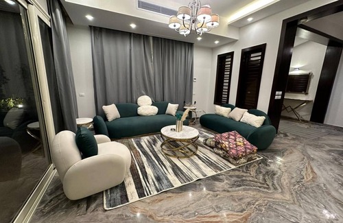 Sheikh Zayed City Villa | Charming 1-bedroom villa in fabulous Giza Governorate with AC, WiFi