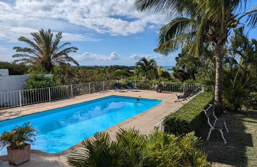 La Mivoie Apartment | Charming 1-bedroom apartment with WiFi and AC in picturesque Le Morne Brabant