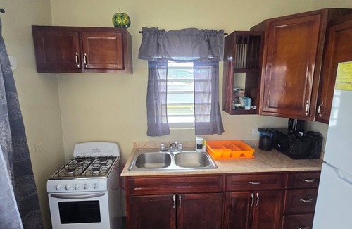 Potters Village Apartment | Charming 1-bedroom apartment with WiFi, AC in superb St. George