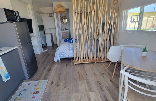 Punto de Oro Apartment | Charming 1-bedroom apartment with WiFi and AC in welcoming Tanki Leendert