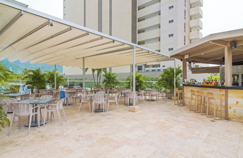 Santa Marta Apartment | Charming 1-bedroom apartment with AC, fitness room, WiFi in serene Magdalena