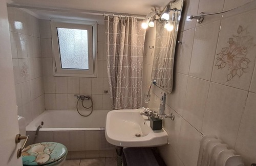 Kolokinthou Apartment | Charming 1-bedroom apartment with AC, WiFi in enchanting Athina