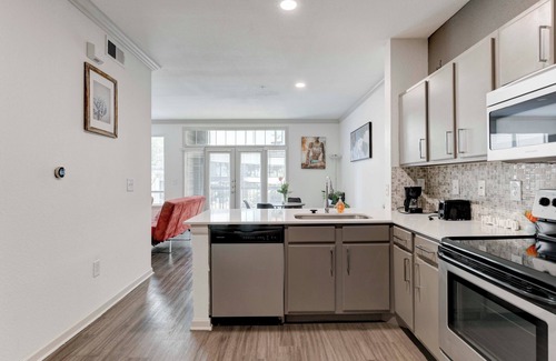 Travis Heights Apartment | Charming 1-bedroom apartment SOCO DTATX