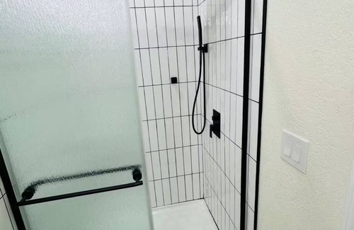 Sun Bay South Apartment | Charming 1-bedroom apartment with WiFi, AC in pleasant Tampa