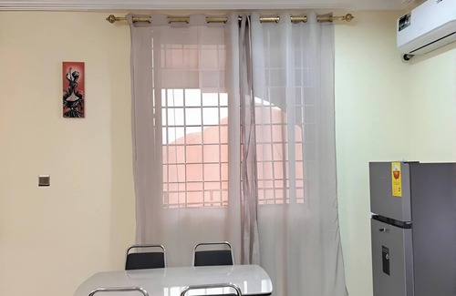 Tema Apartment | Charming 1-bedroom apartment in Tema with AC